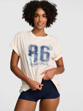 PINK Victoria's Secret Cream Graphic '86' Tee